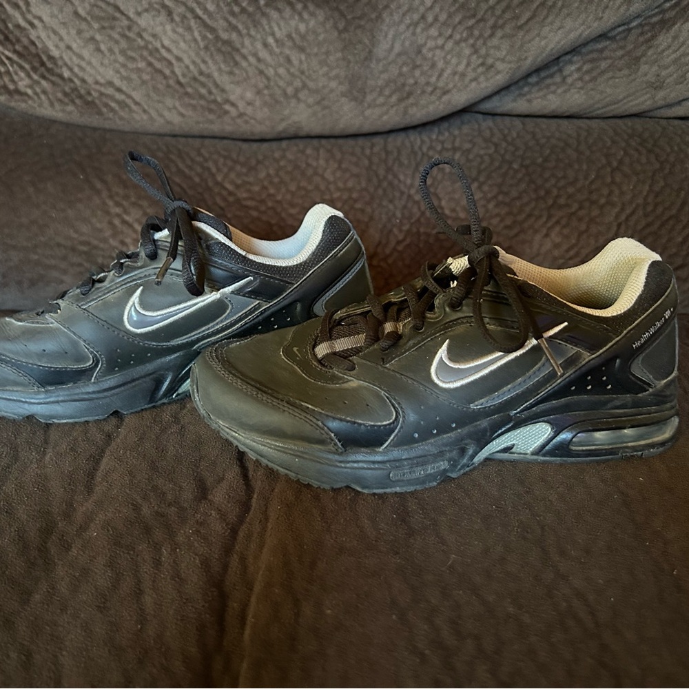 Nike Max Air Black Athletic Shoes, women’s size 7 - HealthWalker VII+